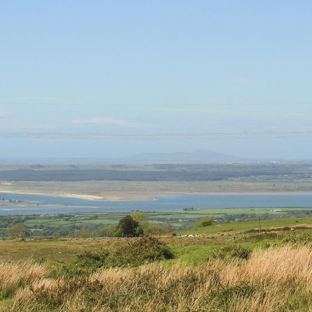 Y Garreg Fawr Villa เคอร์นาวอน ภายนอก รูปภาพ