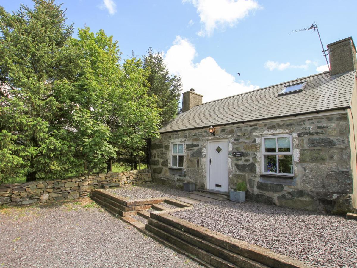 Y Garreg Fawr Villa เคอร์นาวอน ภายนอก รูปภาพ