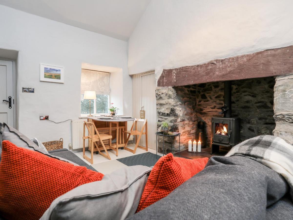 Y Garreg Fawr Villa เคอร์นาวอน ภายนอก รูปภาพ