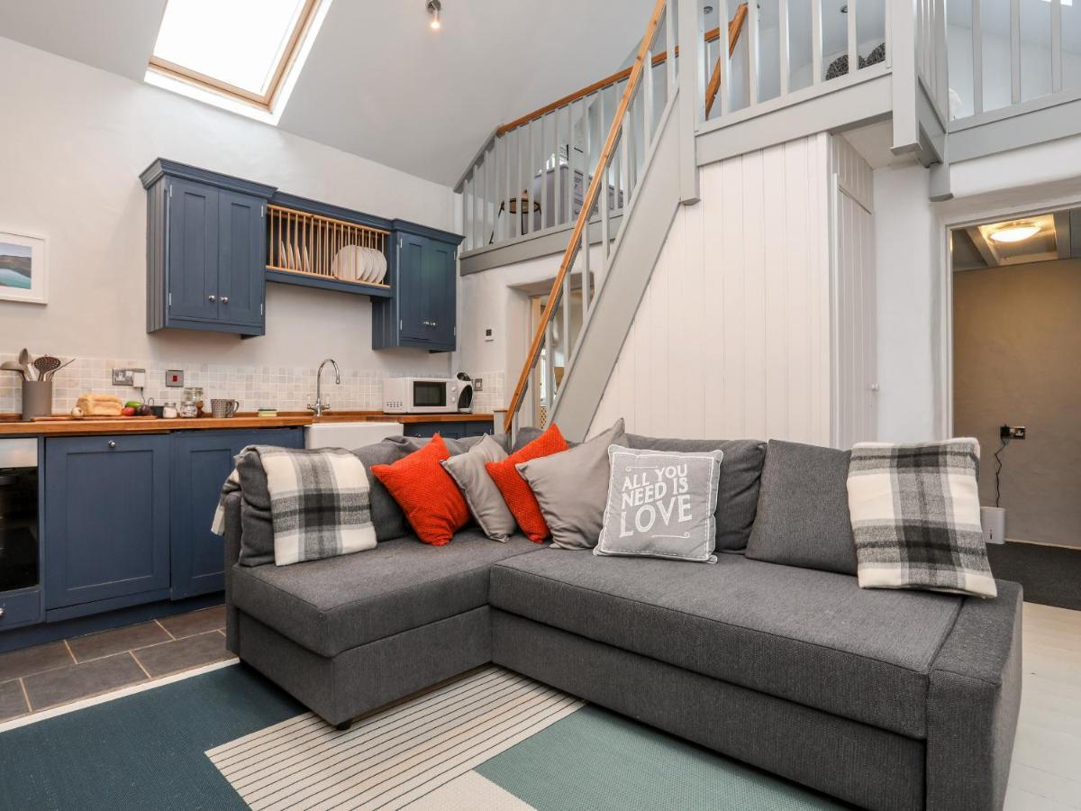 Y Garreg Fawr Villa เคอร์นาวอน ภายนอก รูปภาพ